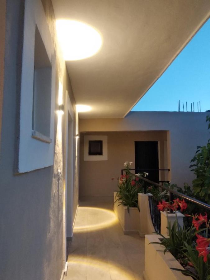 Libera Private Rooms Parga Exterior foto
