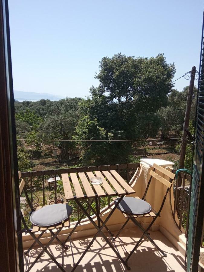 Libera Private Rooms Parga Exterior foto
